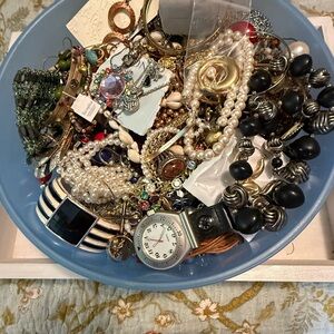 Monet Elegant Bracelet Set - Black, Silver, Gold, White weighs 6 pounds 14.6 oz